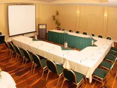 Embassy Angeles - International Airport/north Hotel 3*